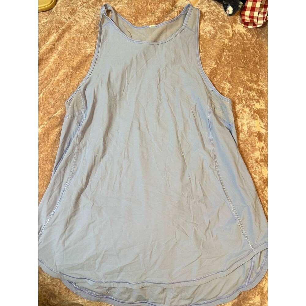 Lululemon tank top